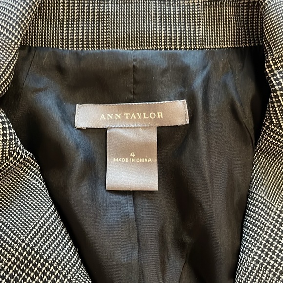 Relocating- Huge Price Drop - Picture 3 of 9